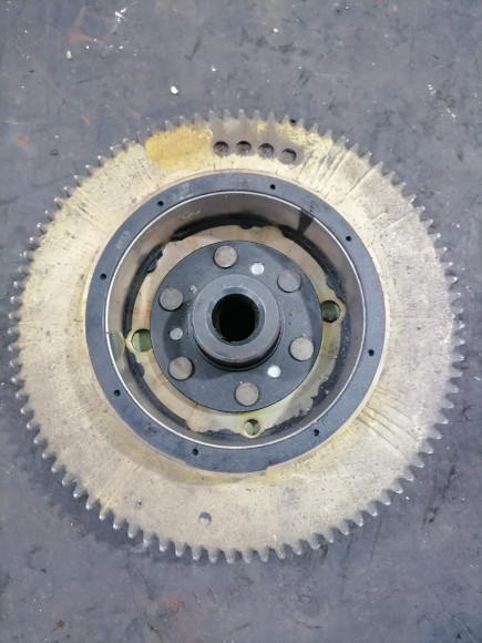 б/у Yamaha 40-50 маховик 63D-85550-10-00