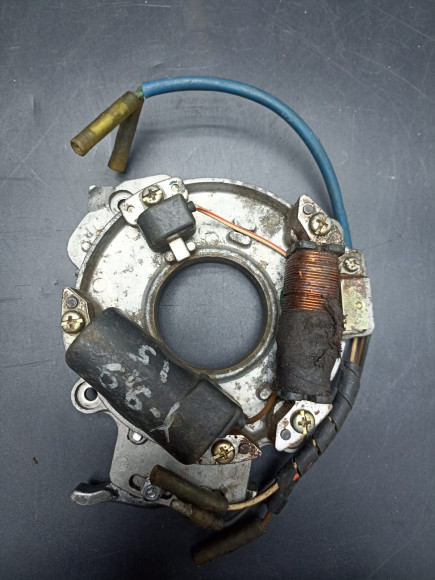 б/у Yamaha 9.9-15 основание с катушками в сборе 6E7-85560-A0-00 б/у Yamaha 9.9-15 основание с катушками в сборе 6E7-85560-A0-00