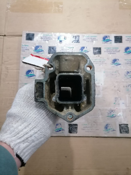 б/у Yamaha 60 труба выхлопа 6H2-41131-00-CA