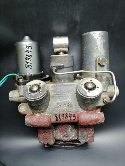 б/у Yamaha 60-90 гидроподъм 6H1-43800-13-4D