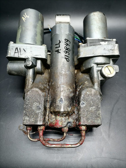 б/у Yamaha 60-90 гидроподъм 6H1-43800-13-4D