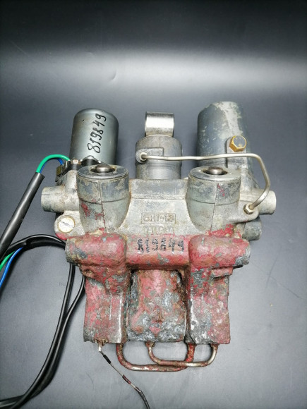 б/у Yamaha 60-90 гидроподъм 6H1-43800-13-4D