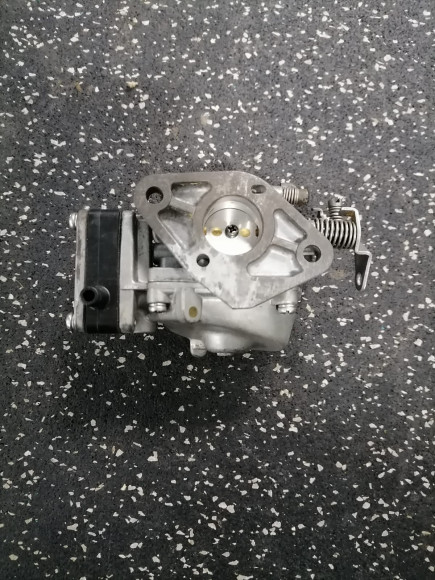 б/у Yamaha 6C карбюратор 6H6-14301-01-00