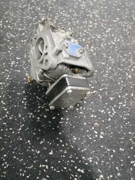 б/у Yamaha 6C карбюратор 6H6-14301-01-00