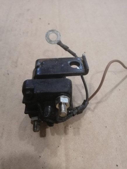 б/у Yamaha 90 реле стартера 688-81940-11-00