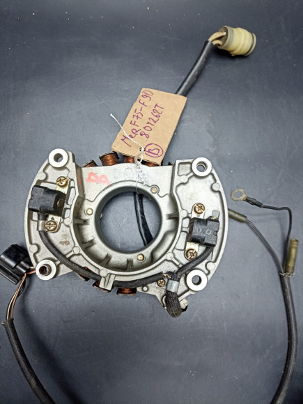 б/у Yamaha F80-100 генератор в сборе с основанием 67F-85560-01-00, 804262T