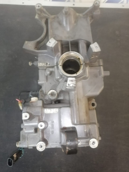 б/у Yamaha F30-40 блок цилиндров 67C-W009B-00-4D