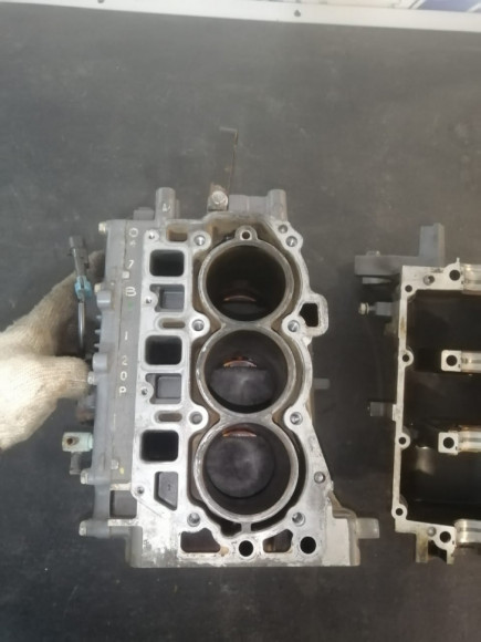 б/у Yamaha F30-40 блок цилиндров 67C-W009B-00-4D