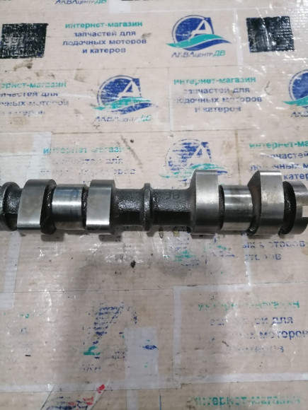б/у Yamaha F80-100 распределительный вал 2 67F-12181-00-00 б/у Yamaha F80-100 распределительный вал 2 67F-12181-00-00