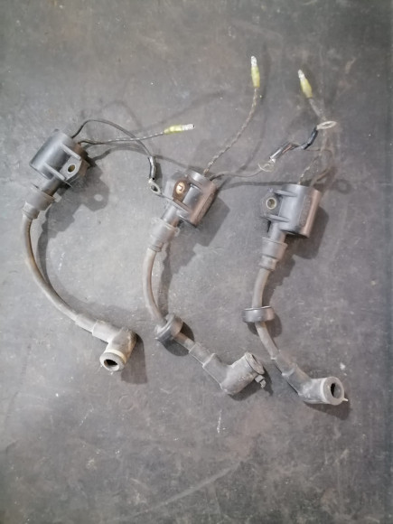 б/у Yamaha 25-50 высоковольтные катушки 6H5-85570-00-00 б/у Yamaha 25-50 высоковольтные катушки 6H5-85570-00-00