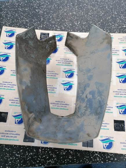 б/у Yamaha 30D кожух дейдвуда 6J8-42741-01-00