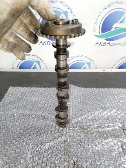 б/у Suzuki DF50 распределительный вал 12710-87J10-000,12741-87J00-000 б/у Suzuki DF50 распределительный вал 12710-87J10-000,12741-87J00-000