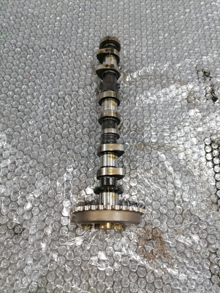 б/у Suzuki DF50 распределительный вал 12710-87J10-000,12741-87J00-000 б/у Suzuki DF50 распределительный вал 12710-87J10-000,12741-87J00-000