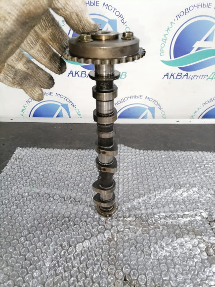 б/у Suzuki DF50 распределительный вал 12710-87J10-000,12741-87J00-000 б/у Suzuki DF50 распределительный вал 12710-87J10-000,12741-87J00-000