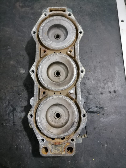 б/у Yamaha 150-225 головка блока цилиндров 6R5-11111-01-94