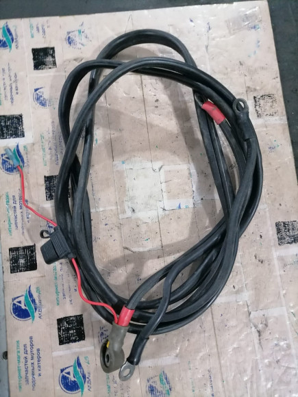 б/у Suzuki DF90-140 силовой кабель стартера 33810-90J10-000