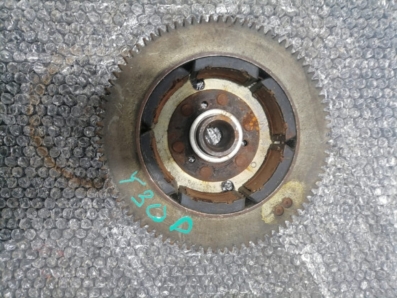 б/у Yamaha 30D маховик 6J8-85550-A1-00