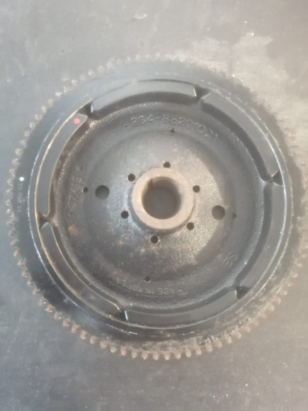 б/у Yamaha F20-40 маховик  65W-85550-01-00