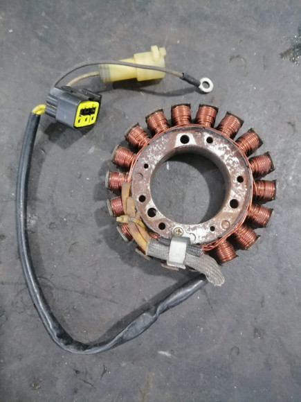 б/у Suzuki DF40-50 генератор 32120-87J20-000