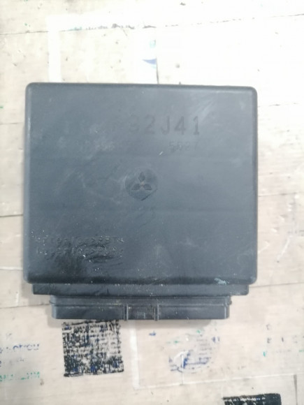 б/у Suzuki DF140 коммутатор 33920-92J41-000 б/у Suzuki DF140 коммутатор 33920-92J41-000