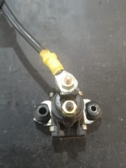 б/у Yamaha F20-40 реле стартера 65W-81941-00-00