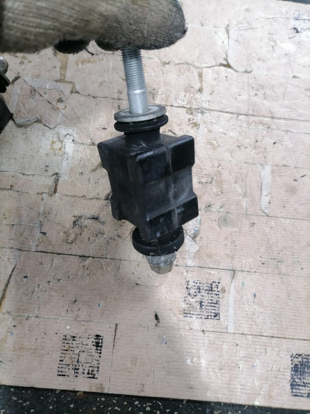 б/у Honda 25-50 демпфер нижний  50155-ZV5-000