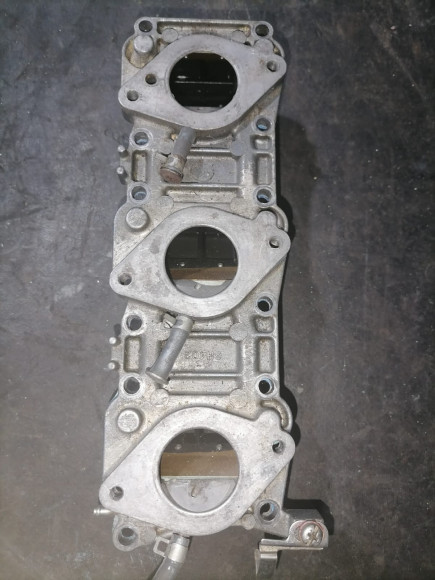 б/у Yamaha 40-50 клапана впуска в сборе 6H5-13610-00-00,6H4-13641-30-00 б/у Yamaha 40-50 клапана впуска в сборе 6H5-13610-00-00,6H4-13641-30-00