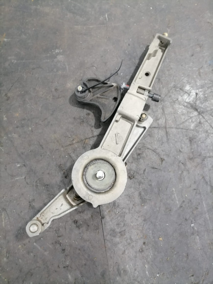 б/у Yamaha 150-225 рычаг управления переключения в сборе 6G5-41631-01-94,61H-41632-01-94 б/у Yamaha 150-225 рычаг управления переключения в сборе 6G5-41631-01-94,61H-41632-01-94