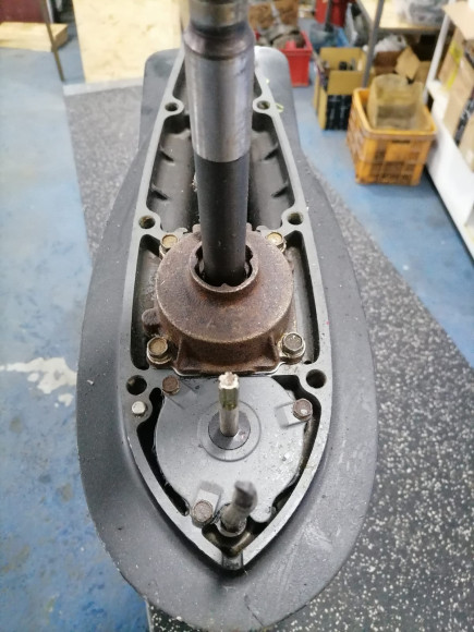 б/у Suzuki DF115-140 редуктор 57110-92J70-000,55110-90J16-0EP длина X