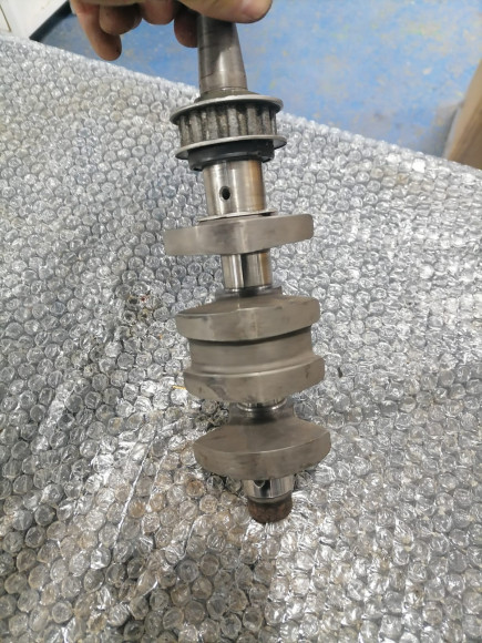 б/у Yamaha F8-9.9 коленчатый вал 6G8-11411-04-00