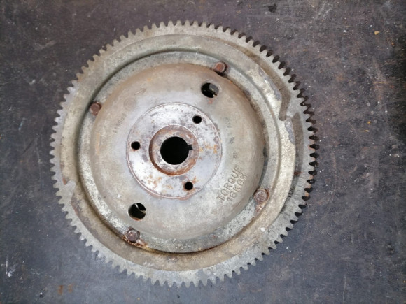 Б/у  Yamaha 55B маховик 697-85550-00-00