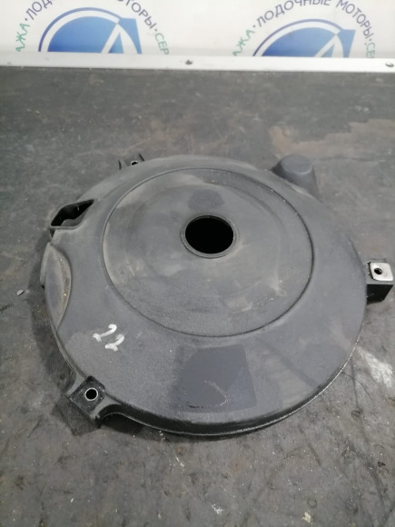 б/у Yamaha 40-50 крышка маховика 6H4-81337-01-00 б/у Yamaha 40-50 крышка маховика 6H4-81337-01-00
