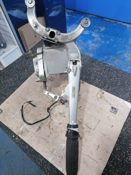 б/у Honda 8 поворотный кронштейн в сборе 50101-881-840ZA,50200-881-840ZA,