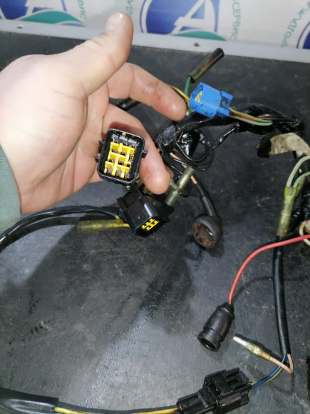 б/у  Yamaha F60A электропроводка 69W-82590-00