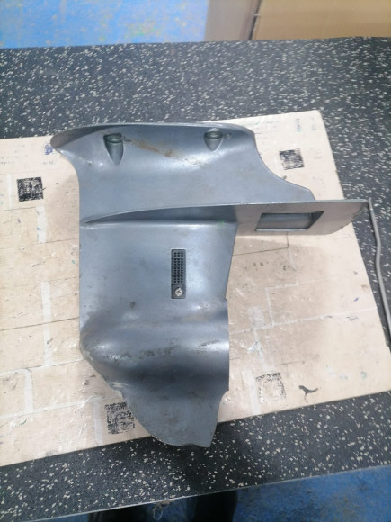 б/у Yamaha 9.9-15 корпус редуктора 63V-45311-01-8D б/у Yamaha 9.9-15 корпус редуктора 63V-45311-01-8D