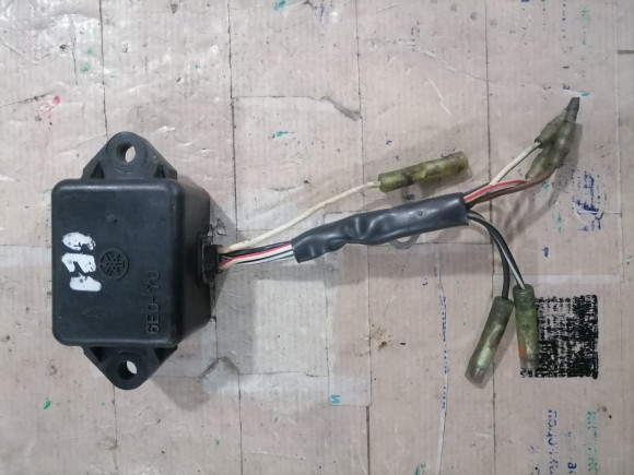 б/у Yamaha 4-5 коммутатор 6E0-85540-70 б/у Yamaha 4-5 коммутатор 6E0-85540-70