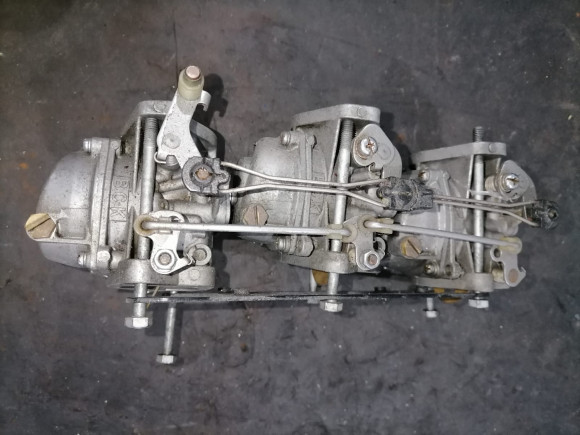 б/у Yamaha 40 карбюратор в сборе 6H4-14301-08-00, 6H4-14302-08-00, 6H4-14303-08-00 б/у Yamaha 40 карбюратор в сборе 6H4-14301-08-00, 6H4-14302-08-00, 6H4-14303-08-00