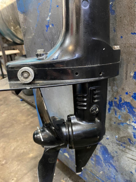 б/у Suzuki DF 2 4т ПЛМ нога S б/у Suzuki DF 2 4т ПЛМ нога S