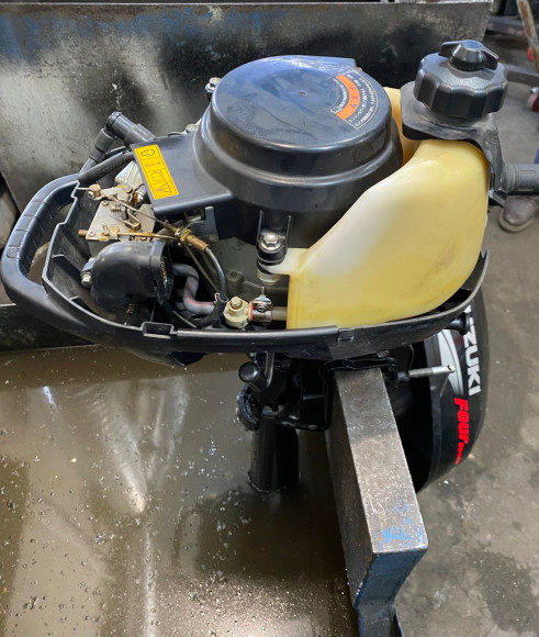б/у Suzuki DF 2 4т ПЛМ нога S б/у Suzuki DF 2 4т ПЛМ нога S