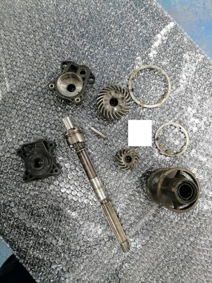 б/у Honda 35-50 гребной вал в сборе 41160-ZV5-000, 41200-ZV5-030