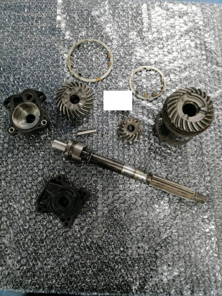 б/у Honda 35-50 гребной вал в сборе 41160-ZV5-000, 41200-ZV5-030