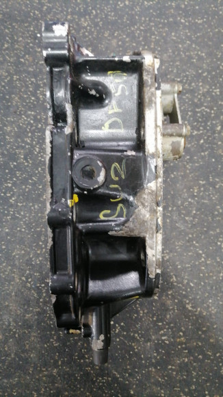 б/у Suzuki DF40-50 поддон масляный 11500-87J04-019 б/у Suzuki DF40-50 поддон масляный 11500-87J04-019