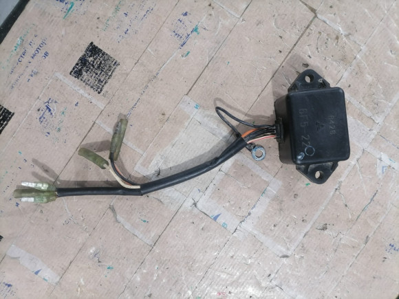б/у Yamaha 40J блок зажигания 6F5-85540-22-00